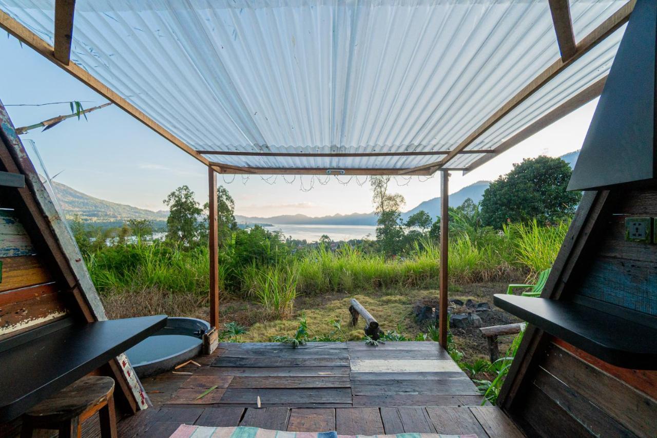 ホテル Cloud Hills Glamping Kintamani エクステリア 写真