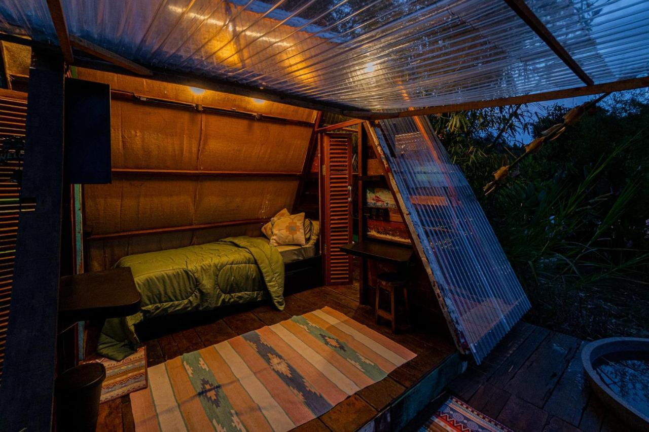 ホテル Cloud Hills Glamping Kintamani エクステリア 写真