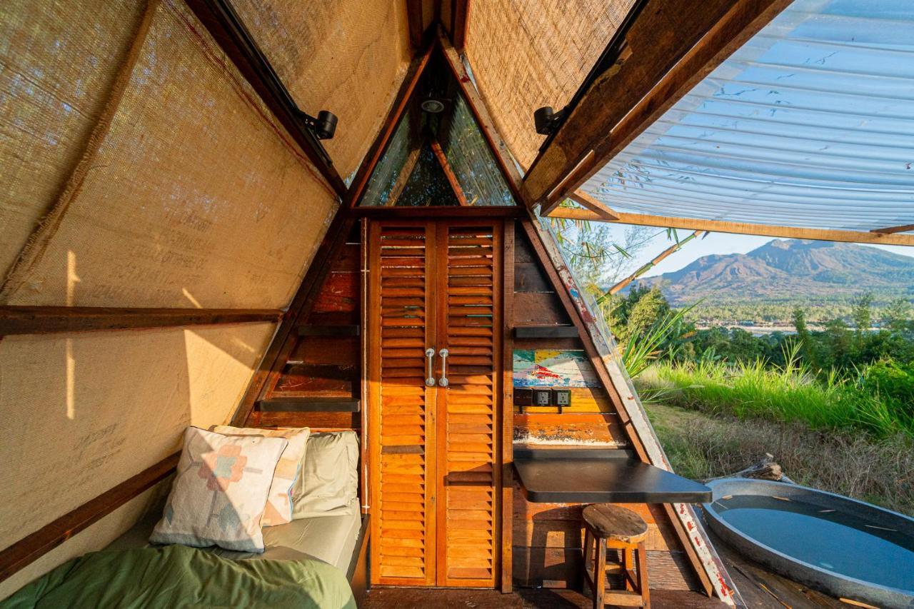 ホテル Cloud Hills Glamping Kintamani エクステリア 写真